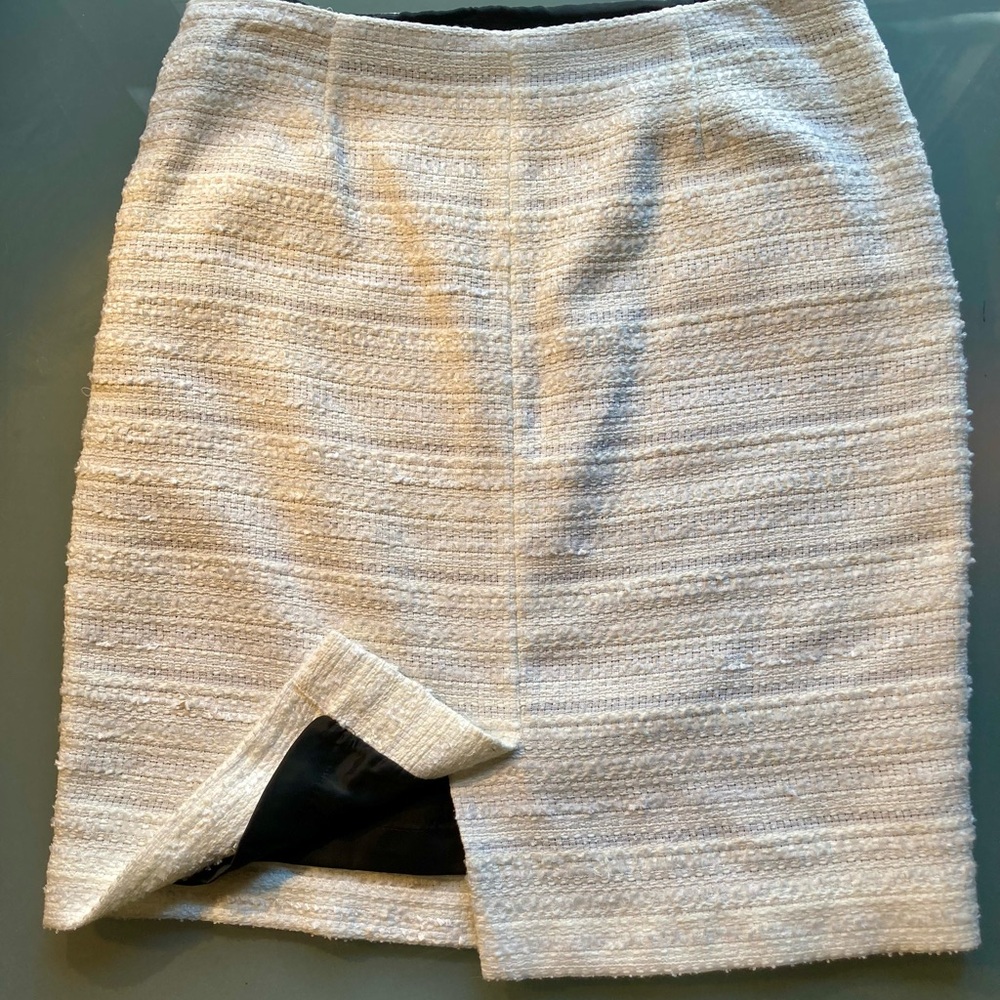 Halogen Cream Textured Pencil Skirt - Picture 6 of 16